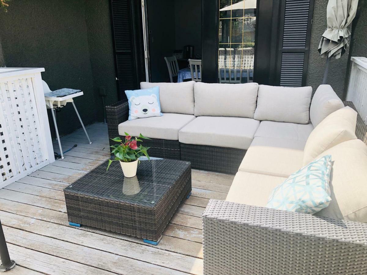 The Sunshine House-Free Parking Bed & Breakfast Ванкувър Екстериор снимка